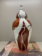 Desenli Siyah Beyaz Detaylı Küçük Küp No:1