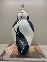 Desenli Lacivert Beyaz Detaylı Küp Küçük Boy No:3