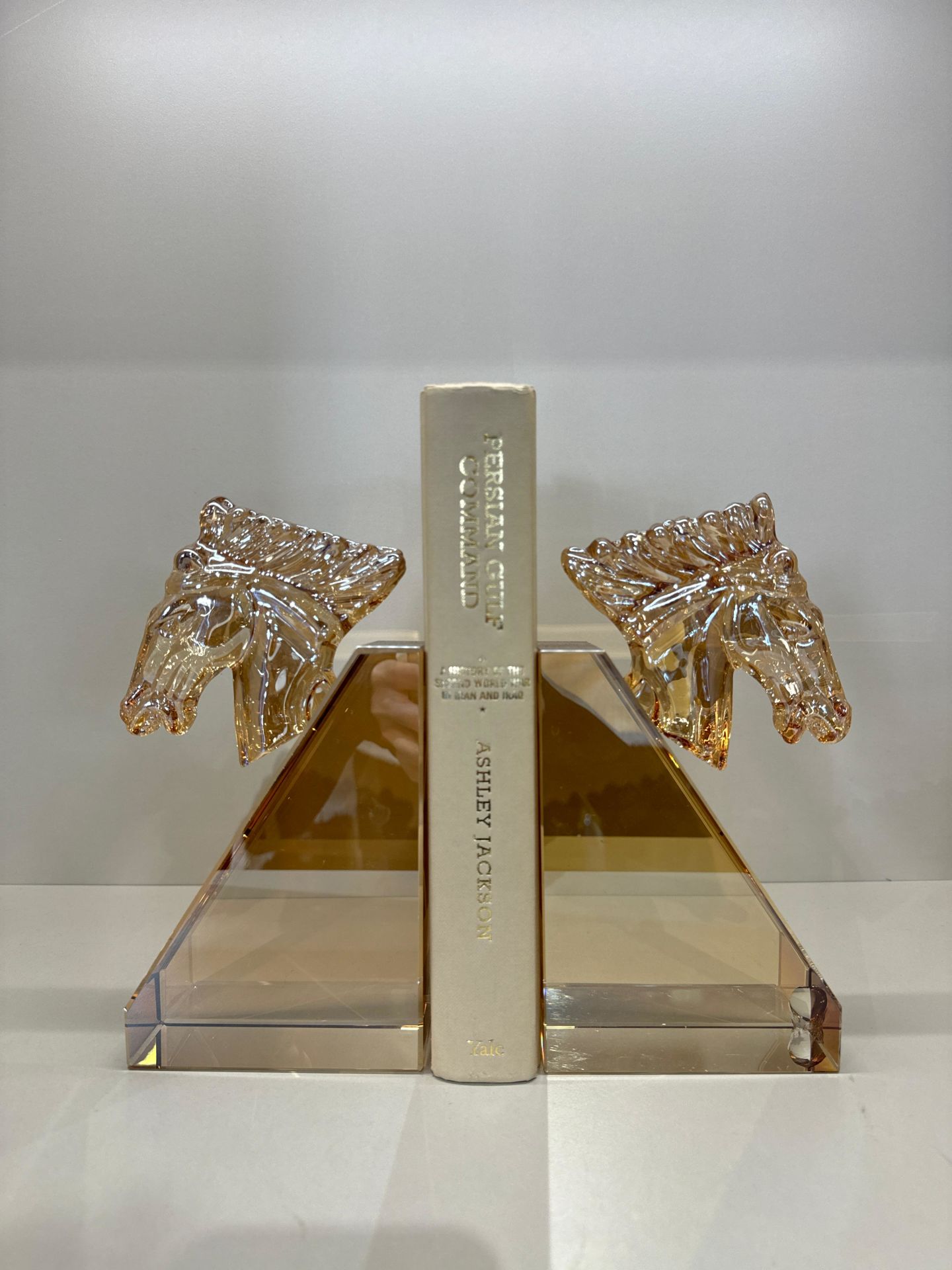 İthal Kristal At Kitap Tutucu Bal
