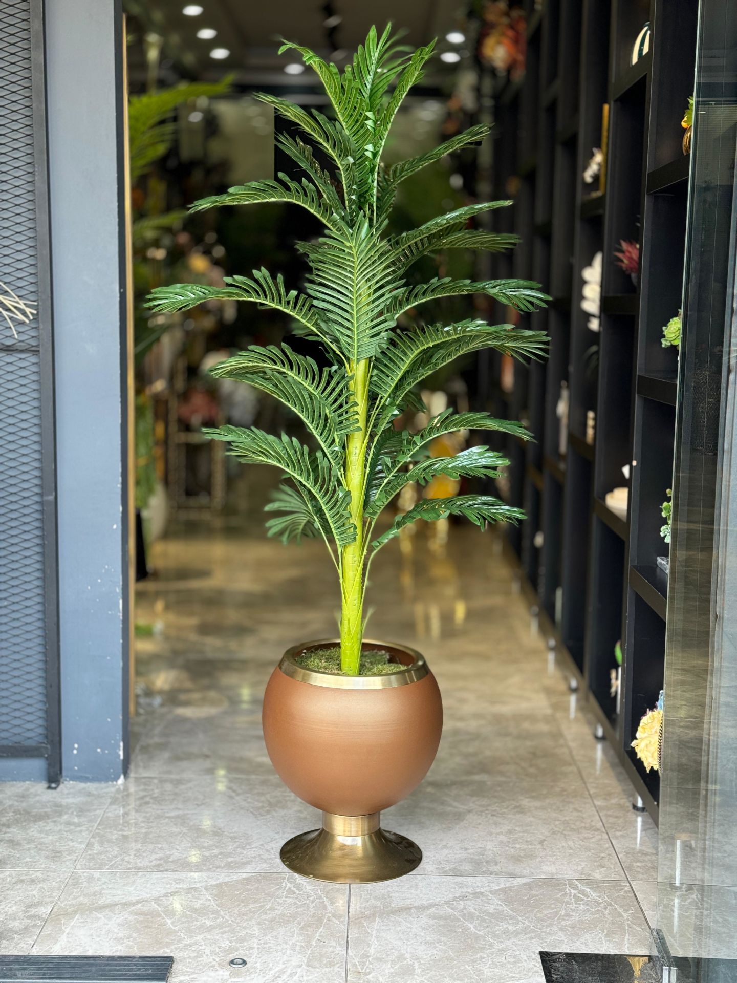 Yapay Arekalı Lüks Saksı No:3