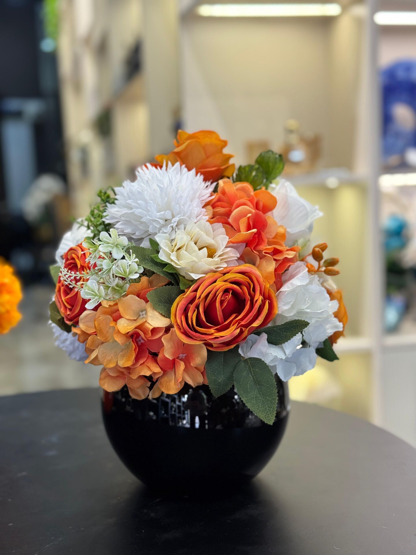 Yapay Renkli Çiçekli Cam Vazo Siyah