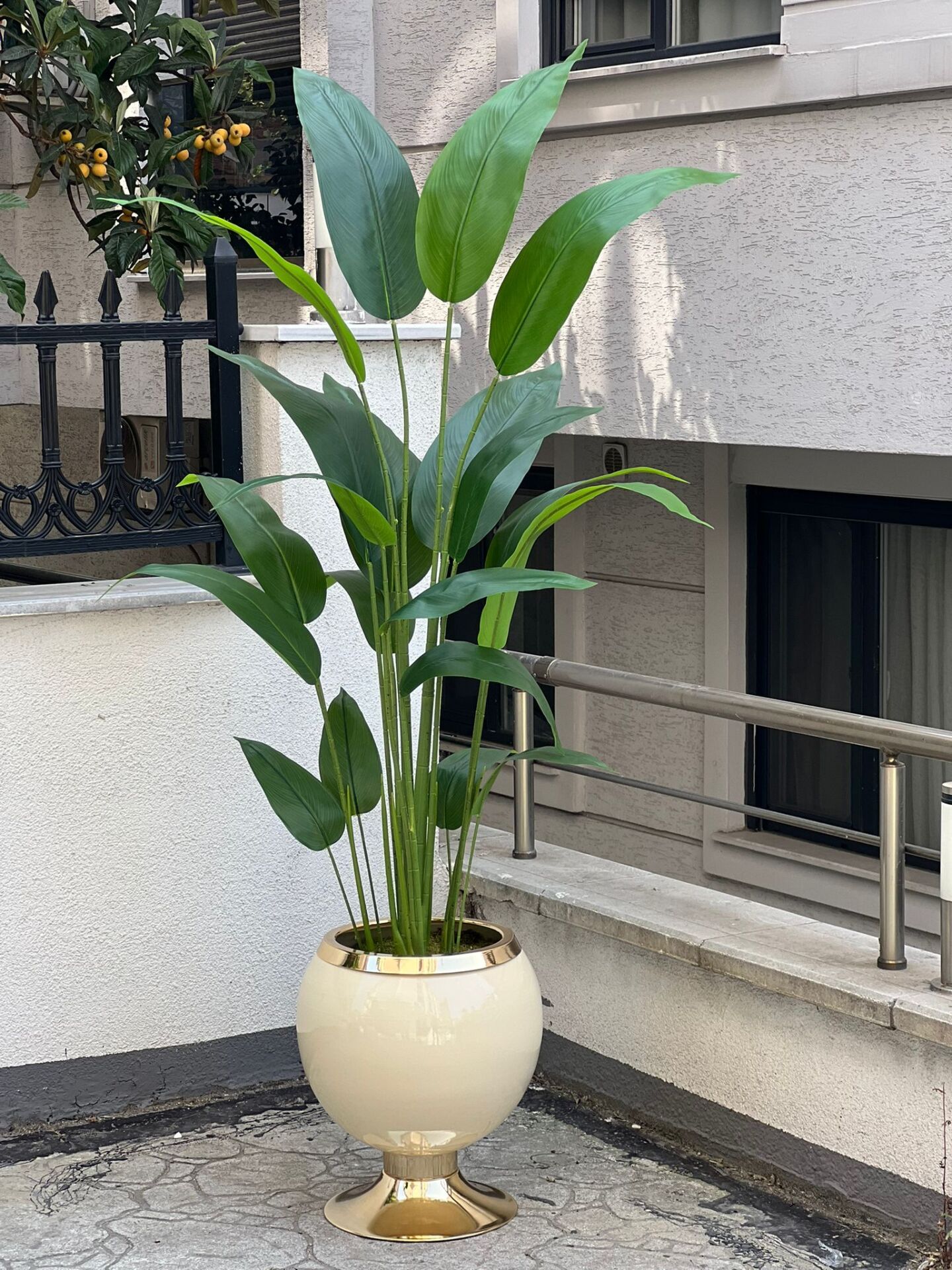 Yapay 20 Yaprak Starliçeli Lüx Metal Saksı