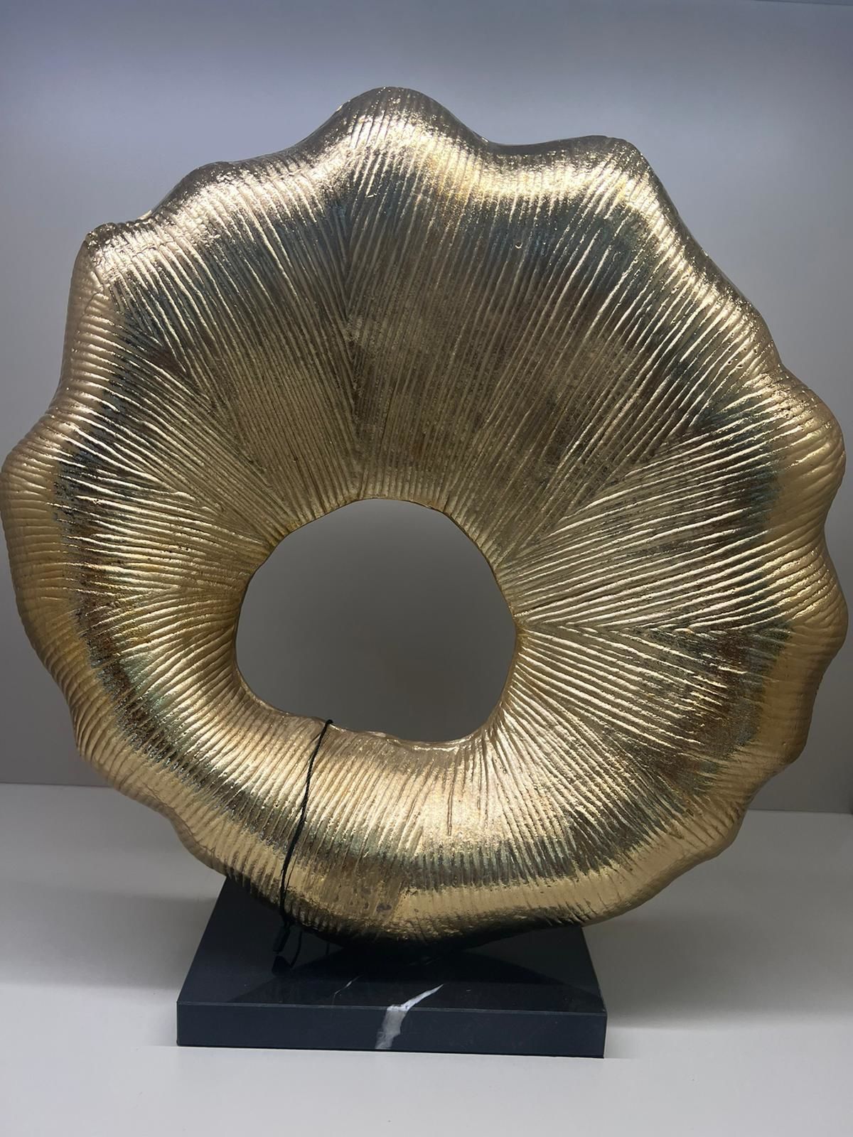 Mermer Kaideli Gramofon Dekor Gold