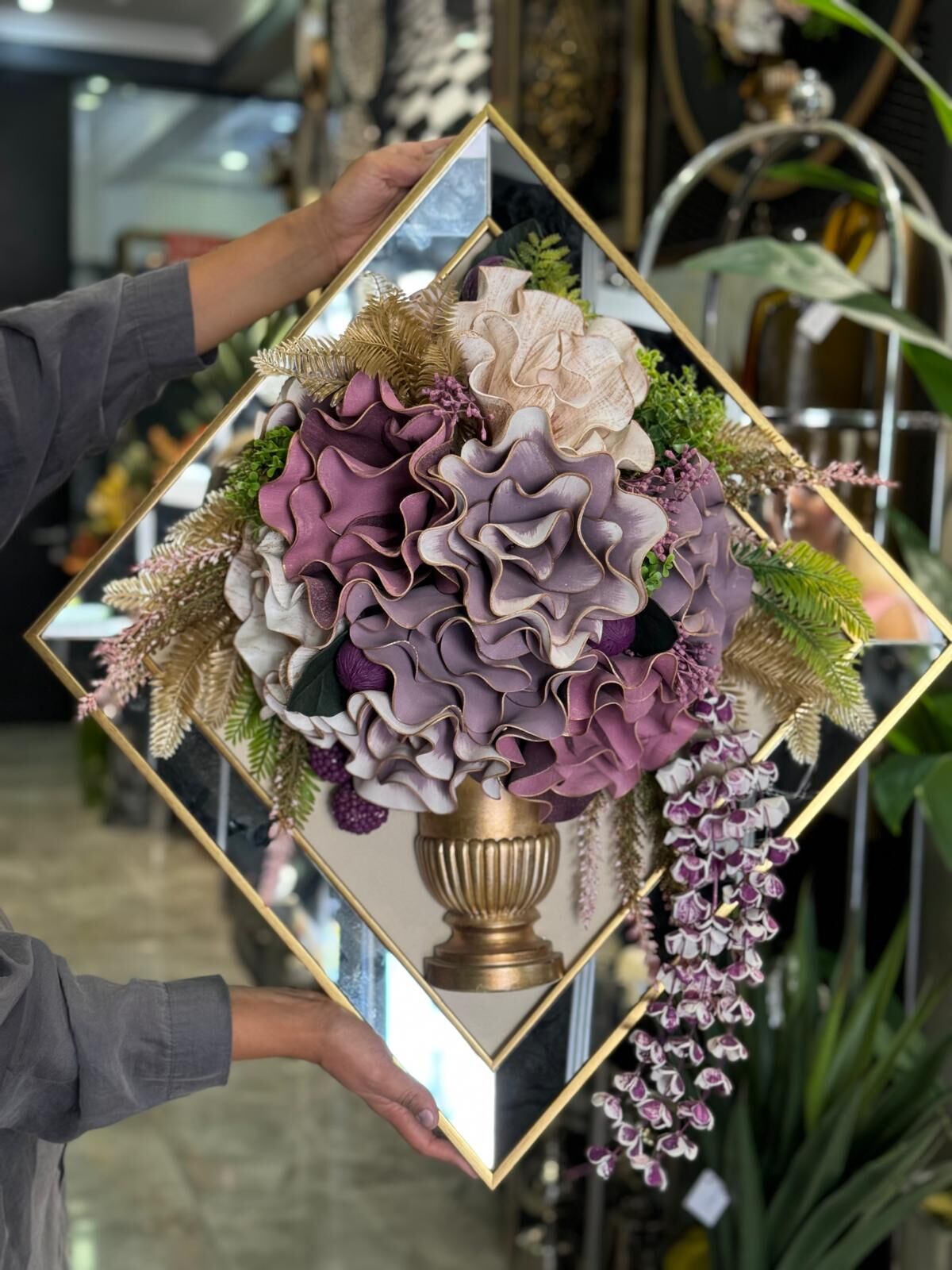 Yapay Çiçekli Aynalı Baklava Tablo Gold No:38