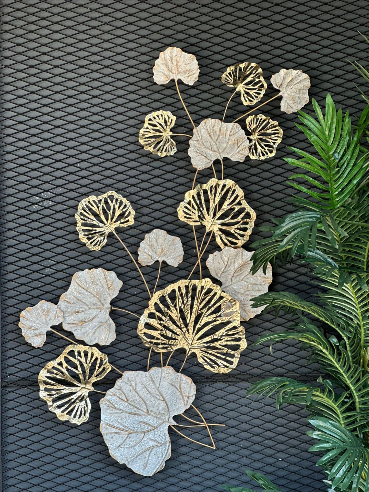 Yaprak Motifli Metal Tablo