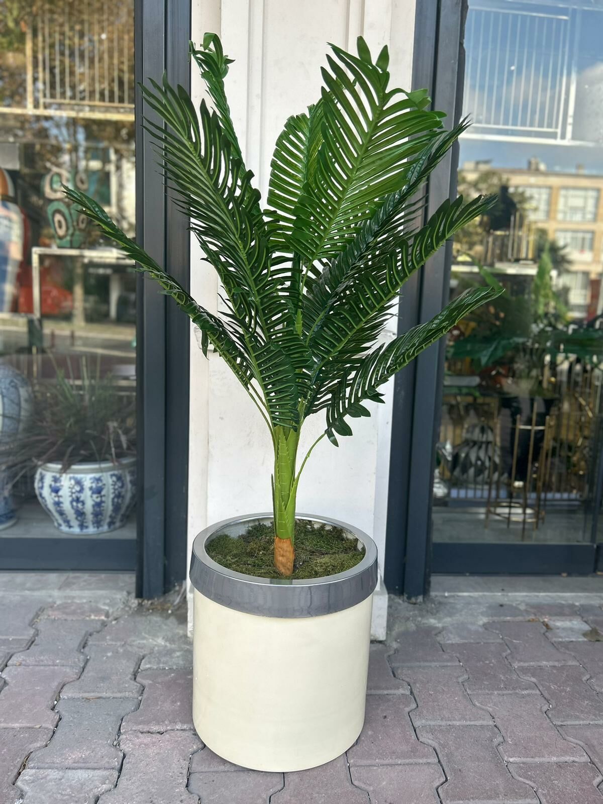 Yapay Arekalı Krem Gümüş Saksı