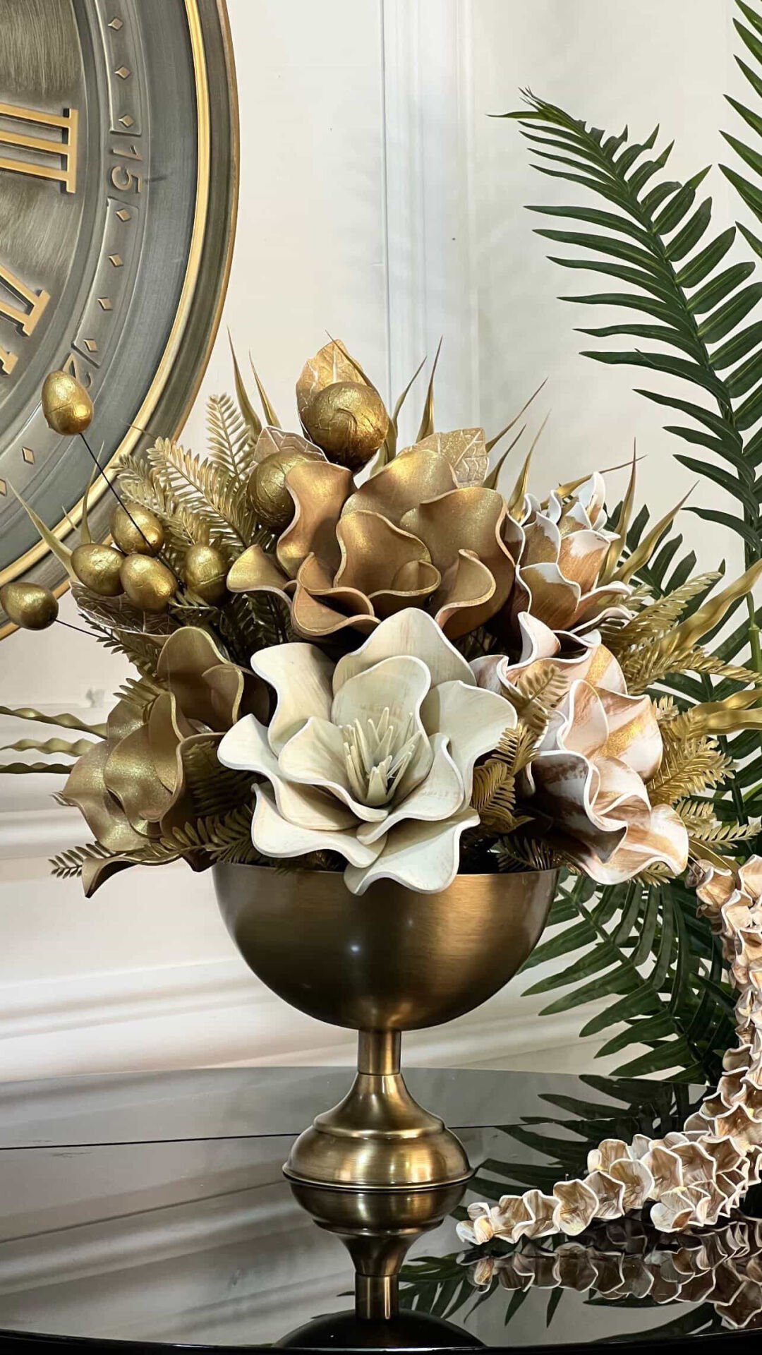 Yapay Çiçekli Antik Yuvarlak Vazo No:9